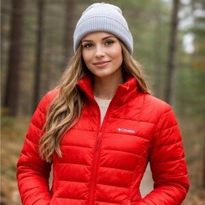 Columbia Women's Red Puffer Coat M
